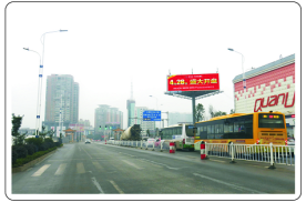 湖南衡阳石鼓区蒸水桥西北侧（107国道）内环北路街边设施单面大牌