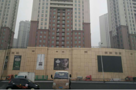 黑龙江哈尔滨道外区十里河灯具城商超卖场LED屏