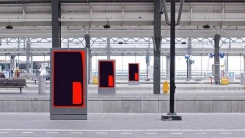荷兰户外广告市场的一场革命 阿姆斯特丹中央火车站有看头？