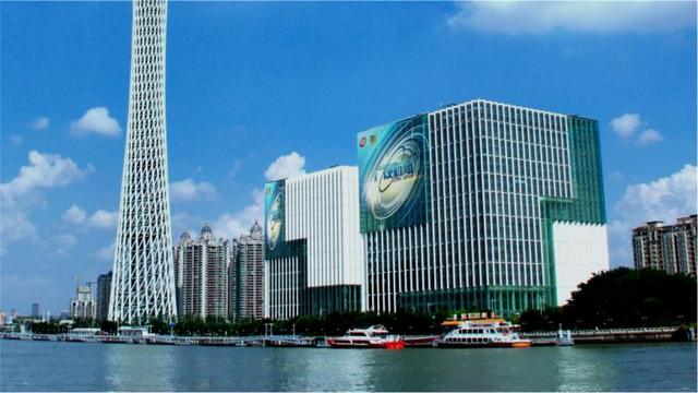金璧榜-中国户外广告领军人物谢达峰 新技术赋能点亮珠江之眼