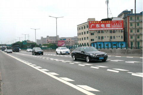 广东广州荔湾区广深高速公路南行K21+300高速公路单面大牌