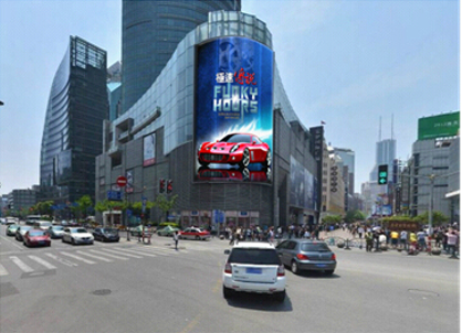 上海黄浦区南京东路步行街宏伊广场街边设施LED屏