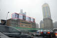上海长宁区南北高架宏伟大楼楼顶街边设施单面大牌