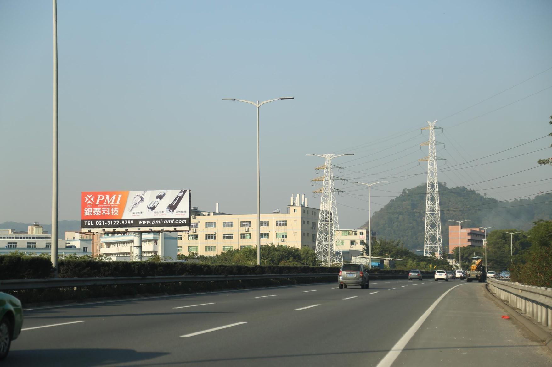 广东深圳机荷高速鹤州段K410.68高速公路单面大牌