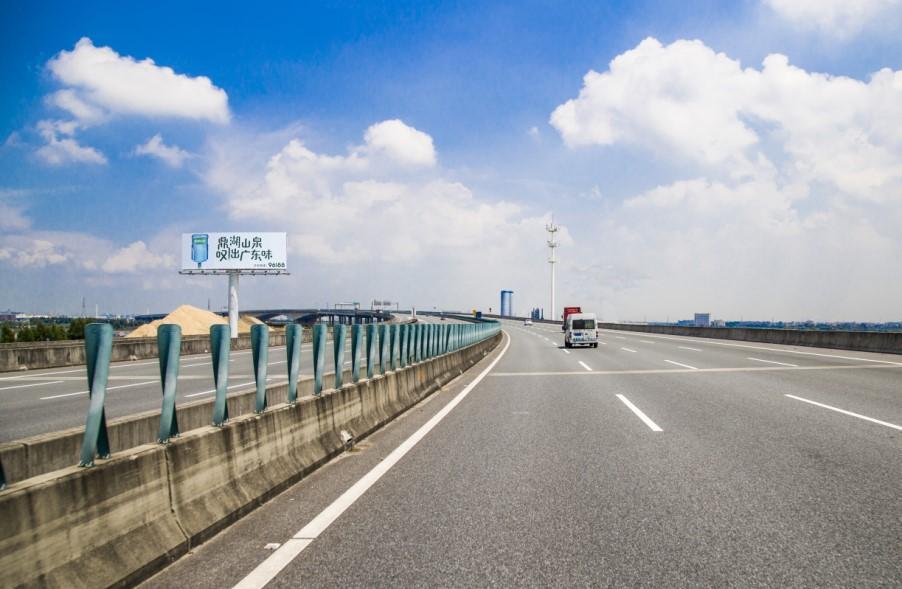 广东东莞广深沿江高速南行立沙岛互通K26+650高速公路单面大牌