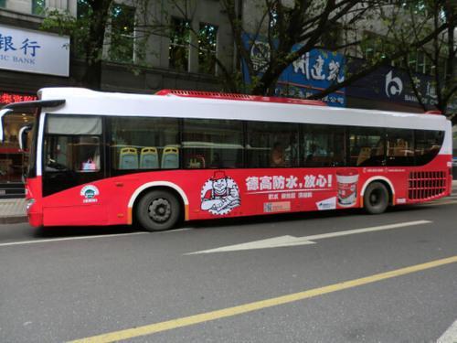 公交车身广告投放有什么策略?把握广告发布时机很重要？