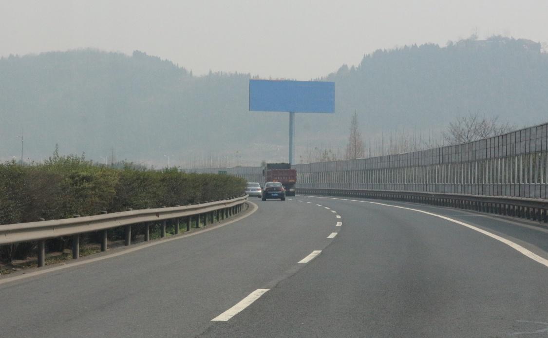 四川德阳成绵高速55km高速公路单面大牌