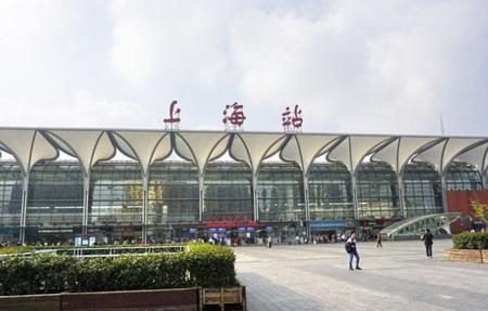 上海高铁广告，上海高铁站灯箱广告，这些妙招一般人都不知道？