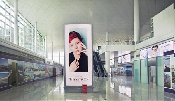 武汉机场灯箱广告位投放优势分析 赶快了解一下！
