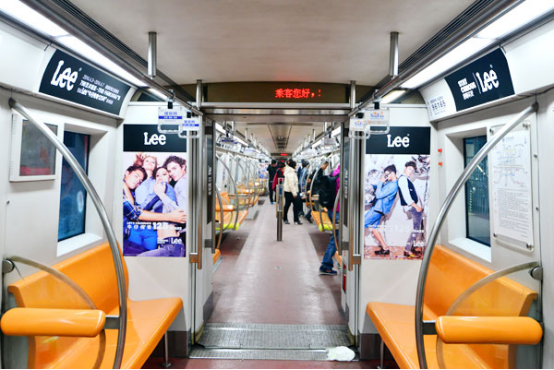地铁车厢内部广告优势有哪些?看完你就懂？