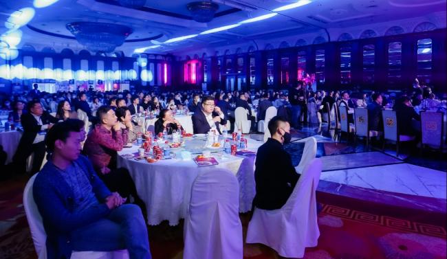 2020（大连）中国广告人年度盛典 暨“东北三省四市品牌广告”高峰论坛顺利举行