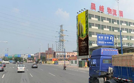 广东广州白云区广和大桥东南侧墙体街边设施单面大牌