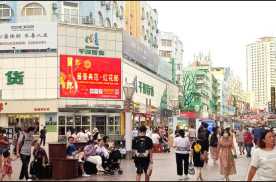 山东青岛台东商业街千川百货商场墙面商超卖场LED屏
