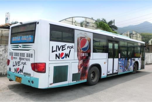 深圳公交车身广告表现如何?答案藏在文中？