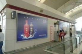 湖北武汉全武汉天河国际机场A、B指廊出发候机厅WH-A22机场灯箱广告