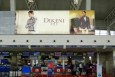 湖北武汉全武汉天河国际机场二层国内旅客出发大厅办票岛上方WH-A9机场灯箱广告