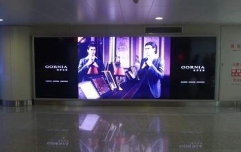 天津全天津滨海国际机场二层到达通廊TJ3机场灯箱广告