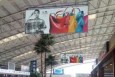 陕西西安全西安咸阳国际机场2号航站楼国内出发办票大厅XA22机场旗类广告