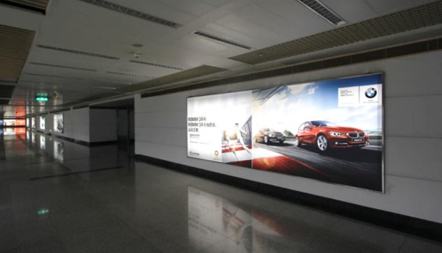 浙江杭州萧山萧山国际机场国内T1到达夹层HZ-AP-DA14机场灯箱广告
