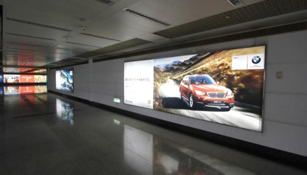 浙江杭州萧山萧山国际机场国内T1到达夹层HZ-AP-DA11机场灯箱广告