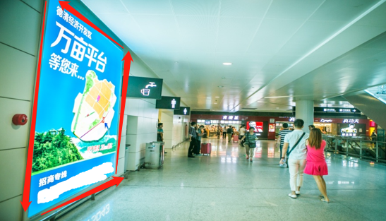 浙江杭州萧山萧山国际机场国内T3行李提取层HZ-APN-DB89、90机场灯箱广告