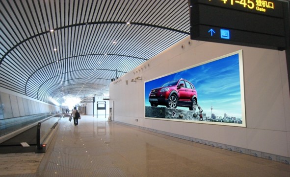 广西南宁全南宁南宁吴圩国际机场三楼左指廊候机区B21 机场灯箱广告