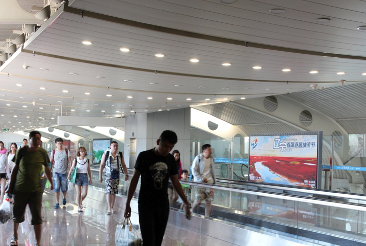 北京朝阳区全朝阳区首都机场T2国际旅客进港第一通廊8m²机场户外大牌