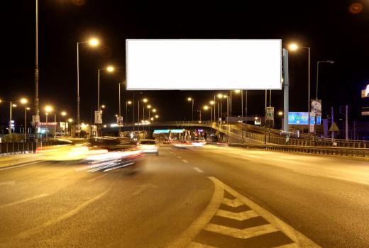夜间广告牌灯光要求，如何设置广告牌灯光外置光源？