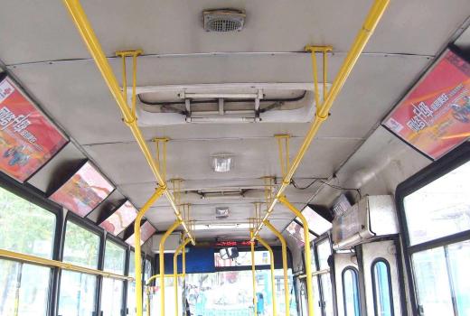 深圳公交车广告收费标准，深圳公交车广告哪种形式好？