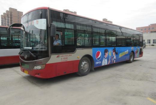 广州公交车身广告收费标准，广州公交车身广告优势如何?