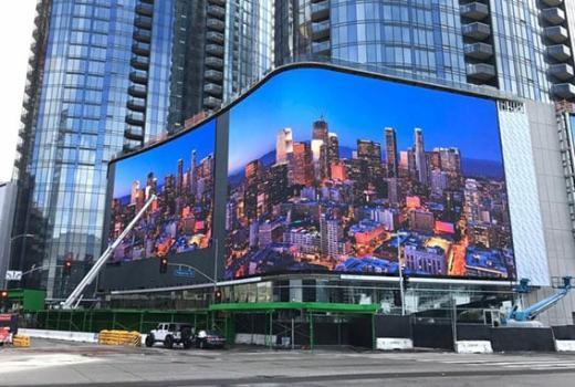 大型led广告显示屏安装，细述户外led大屏幕的作用及优势