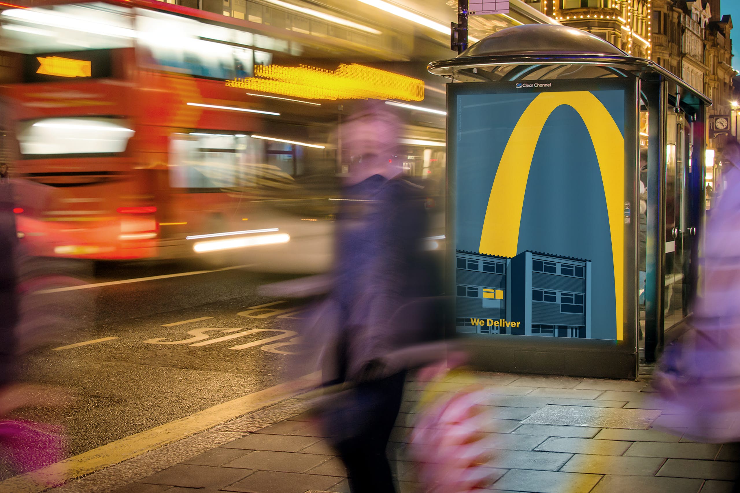 英国麦当劳夜间送餐广告：金拱门照亮迷人的夜，简洁、高效、美！